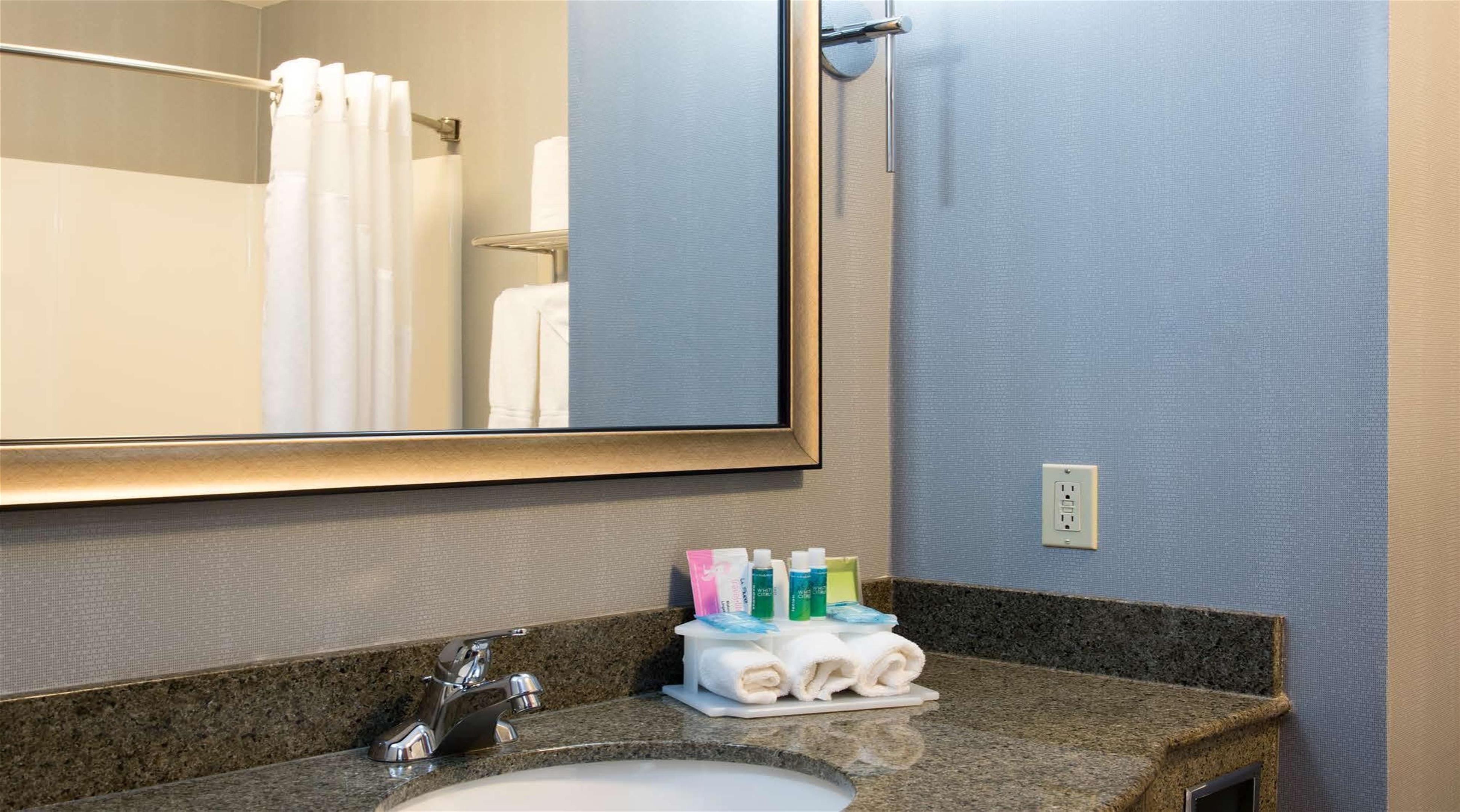 Holiday Inn Express & Suites Danville By Ihg Eksteriør billede