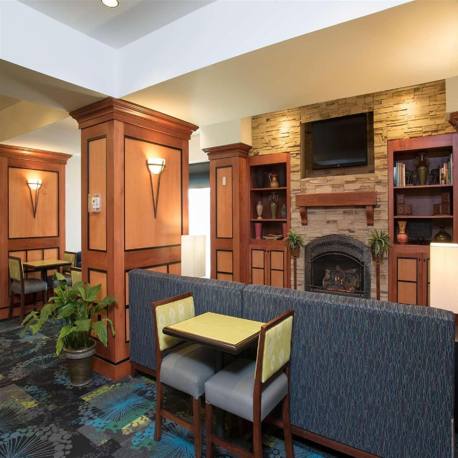 Holiday Inn Express & Suites Danville By Ihg Eksteriør billede