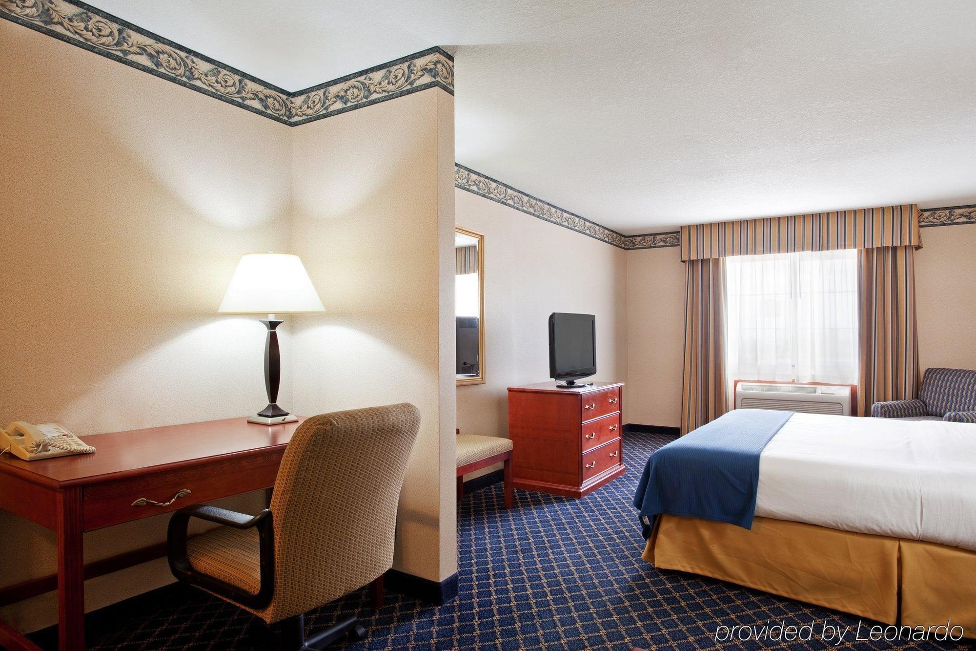 Holiday Inn Express & Suites Danville By Ihg Værelse billede