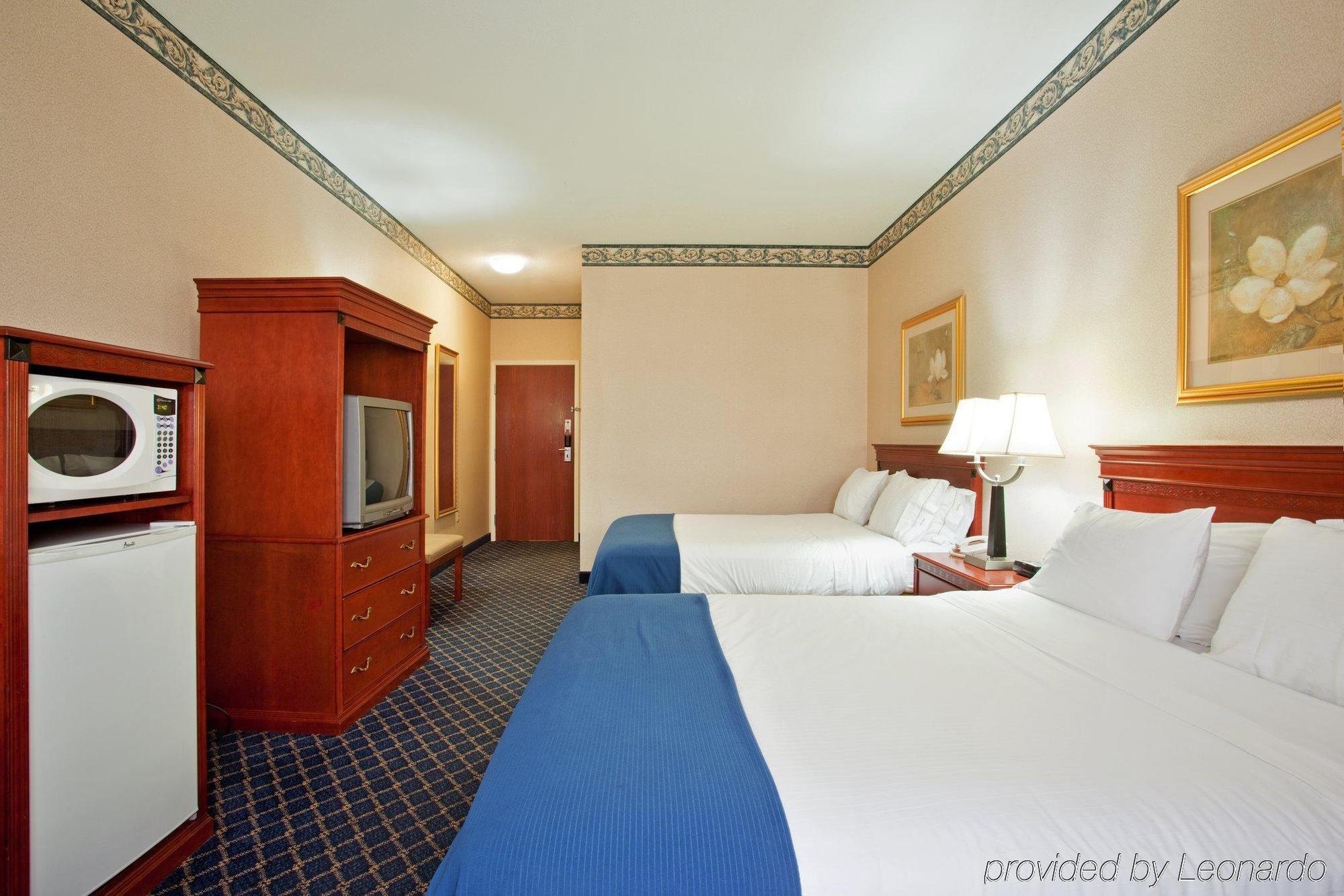 Holiday Inn Express & Suites Danville By Ihg Værelse billede